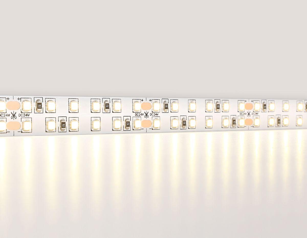 фото светодиодная лента теплый белый ambrella light 24w/m 240led/m 2835smd 3000к 5m gs3701 | 220svet.ru