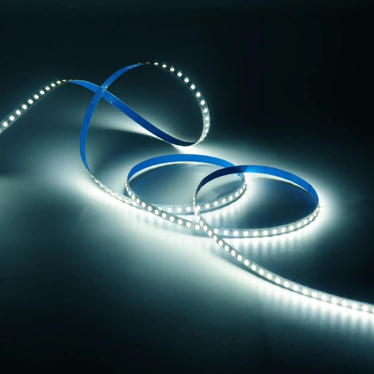 фото лента gauss 12w/m 120led/m 2835smd нейтральный белый 5m bt071 | 220svet.ru